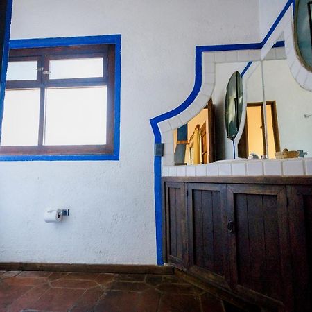Lago Sol Hotel & Suites Tzintzuntzán Eksteriør bilde