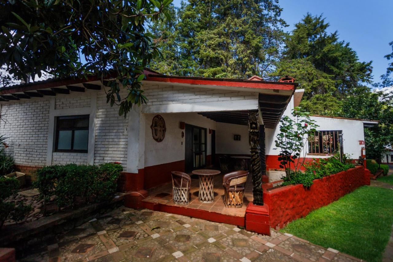 Lago Sol Hotel & Suites Tzintzuntzán Eksteriør bilde
