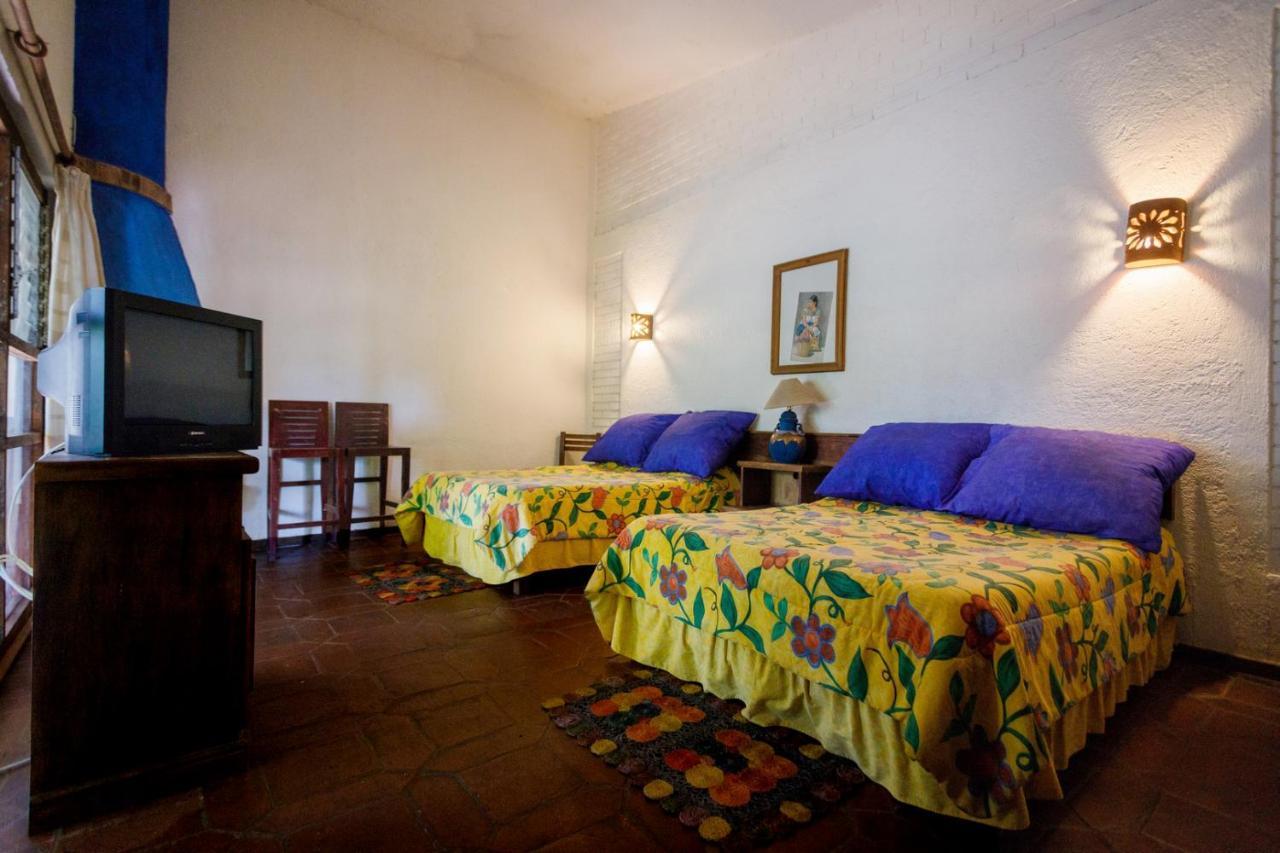Lago Sol Hotel & Suites Tzintzuntzán Eksteriør bilde