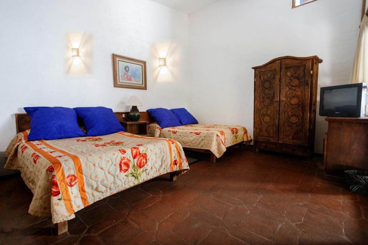 Lago Sol Hotel & Suites Tzintzuntzán Eksteriør bilde